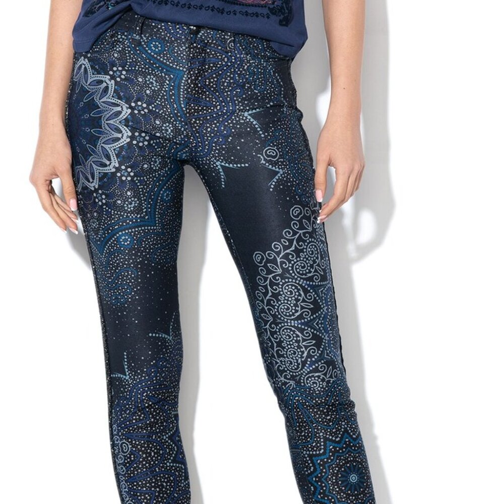 Rare Desigual Exotic Skinny Jean Size 4